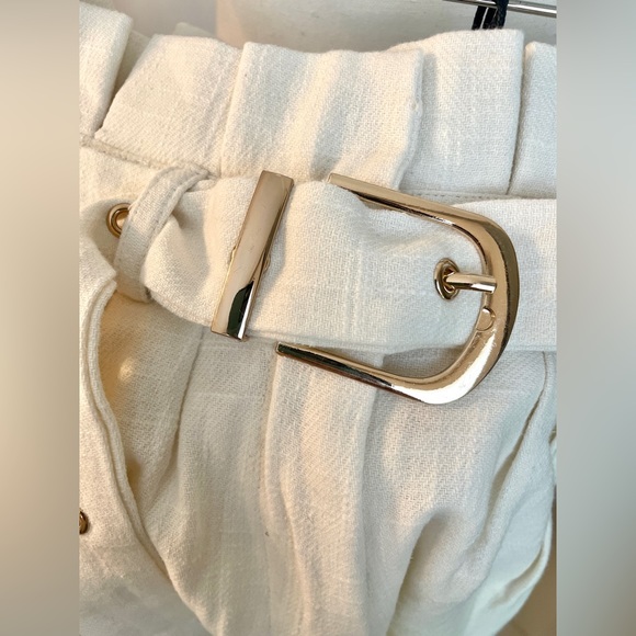 Mannequin size:
      Bust  : 32.5 
      Waist : 25.2
      Hip    : 34.5 - Picture 4 of 4